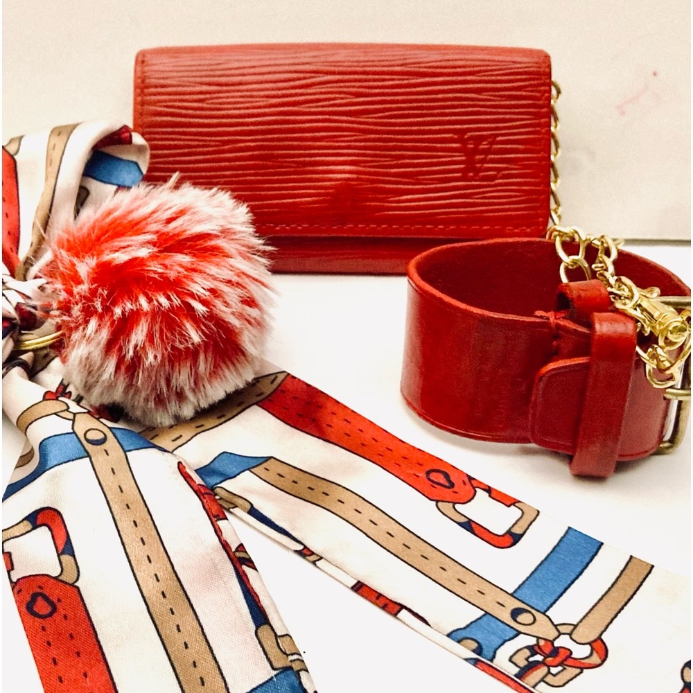 Louis Vuitton Epi Multicles 4 Key Wallet and Poignet